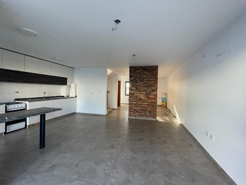 Imagen 5 de 22 de Duplex - 3 Dorm ( 1 En Suite ) - Escritorio - Calefacción Central