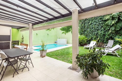 Excelente Casa - 5 Amb - Piscina - Parrilla - Suite - Belgrano R