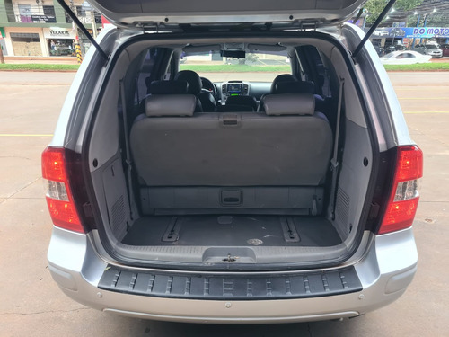 Confort Y Eficiencia Excelente Estado Auto Kia Carnival 2009