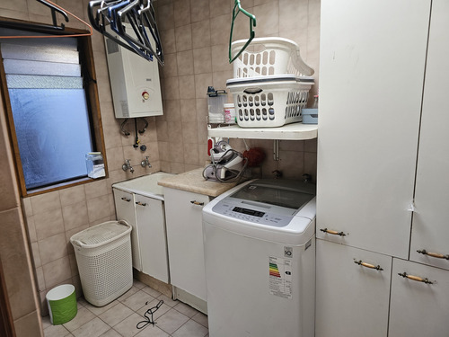 Hermosa, Comoda, Segura Y Bien Ubicada Casa En Las Condes