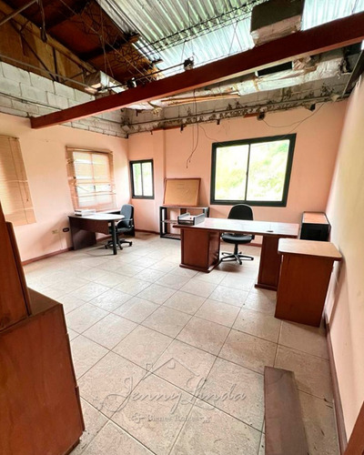 Venta Galpón Zona Industrial La Victoria Aragua