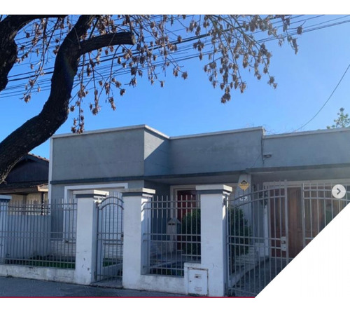 Venta Ciudad De Tandil !!!! Casa Con Patio,quincho Y Garaje + Galpon, 