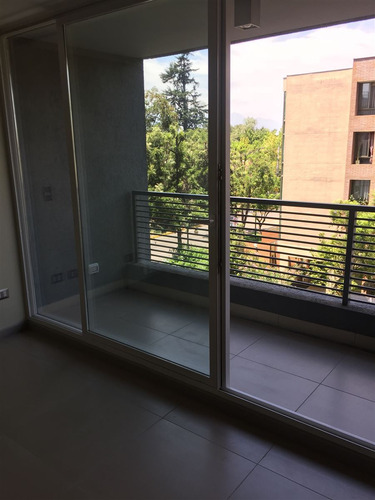 Departamento En Venta De 2 Dorm. En Ñuñoa