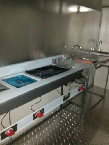 Imagen 8 de 14 de Carros De Arrastre Tipo Foodtruck Venta De Comida