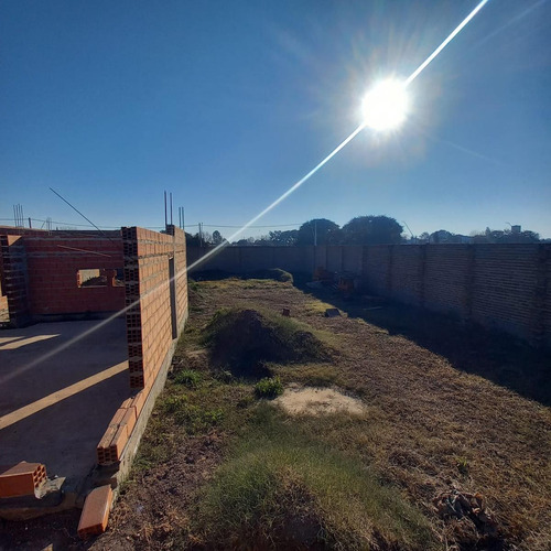 2 Terrenos En Santo Tome Con Proyecto A Terminar
