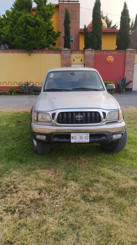 Toyota Tacoma Trd Off-road Xtracab 2001, Acabado Perlado