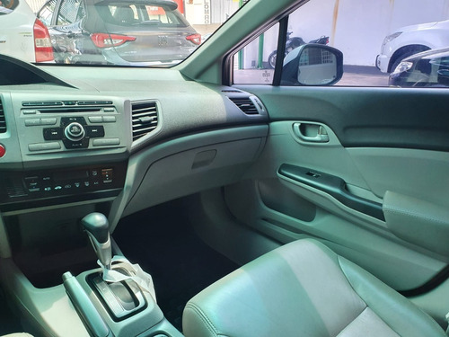 Imagem 9 de 13 de Honda Civic Lxs 2014 Aut. 1.8