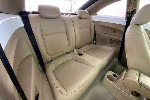 Imagen 19 de 25 de Volkswagen Beetle 3 Pts Hb Sport, 25l, Tm5, Ve, 6 Cd, Piel