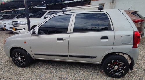 Imagen 7 de 19 de Suzuki Alto K10 Mt Mod 2013