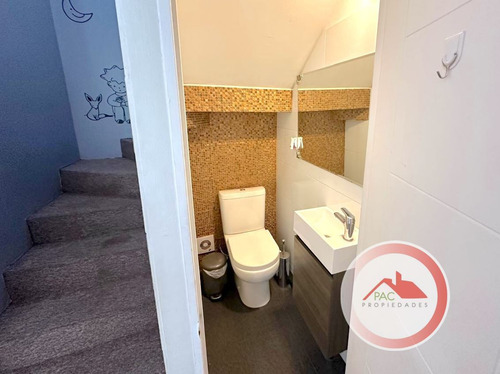 Amplia Casa En Venta 4d/3b Con Piscina En Valle Lo Campino