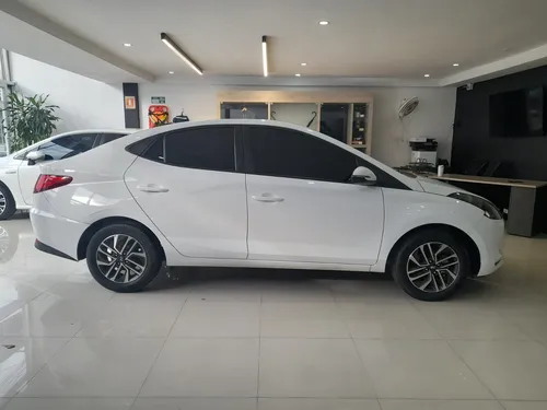 Hyundai Accent 1.6 Advance Mt
