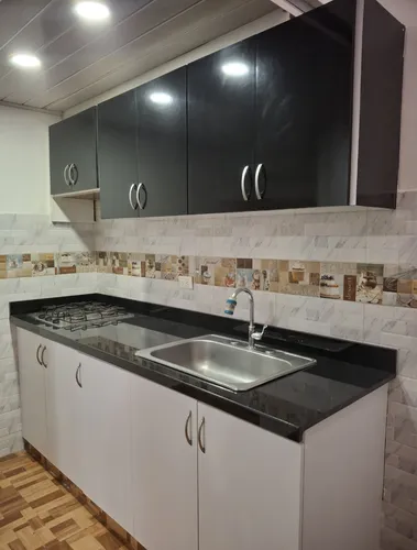 Casa 3 Niveles, Conjunto Cerrado