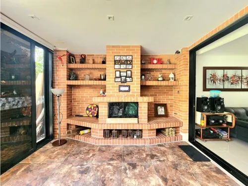 Casa Par La Venta En Envigado La Calleja