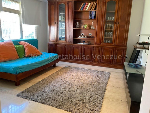 Venta De Preciosa Casa En El Cafetal / Cl. Mls-24-15488