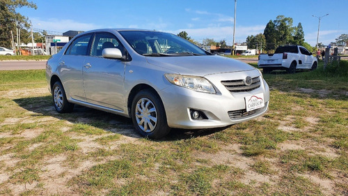 Toyota Corolla Gli 1.6 Full - Financio / Permuto