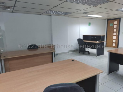 Juan Carlos González. Renta House Carabobo Alquila Oficina Comercial Cc Torre Movilnet Urb. Kerdell Valencia Mls #24-14068 Rah/jcg.