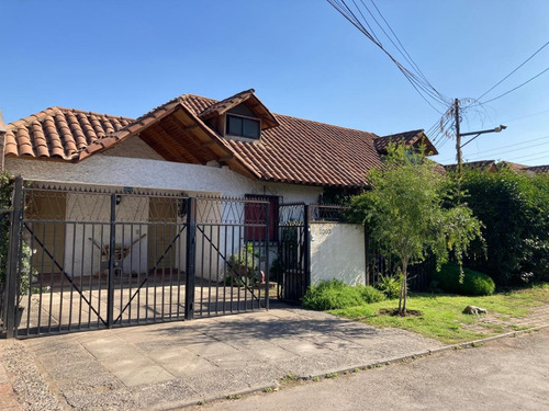 Vendo Casa, Precordillera Peñalolen, Area Verde Consolidada