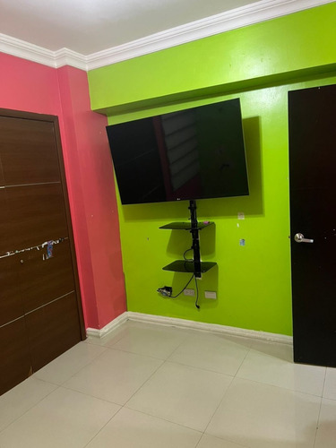 Imagen 15 de 17 de Belkliag/ Vende Lujoso Apartamento Equipado En El Parral Velencia (mlong)