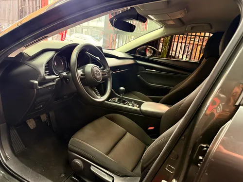 Mazda 3 2.0 Prime