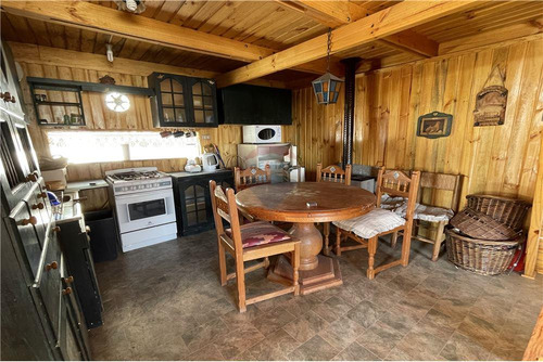 Oportunidad! 2 Refugios, Sitio 400 M2/ Farellones