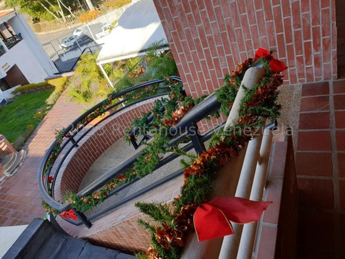 Local Comercial En Venta En Miranda Ng # 24-17437 Yf
