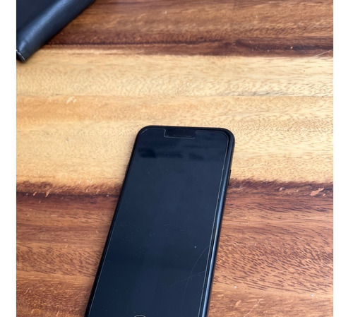 Apple iPhone SE (2da Generación) 128 Gb - Negro - Doble Sim - Impecable - Con Case Puregear - Cubre Pantalla De Vidrio Templado. (Usado)