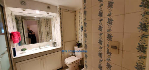 Imagen 9 de 10 de Apartamento Tres Dormitorios. Frente Plaza Biarritz