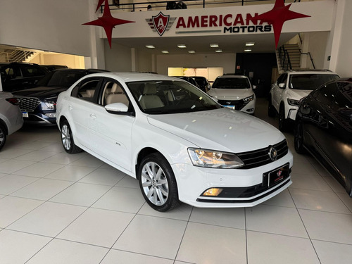 Volkswagen Jetta 2.0 4P TSI HIGHLINE 211 CV AUTOMÁTICO