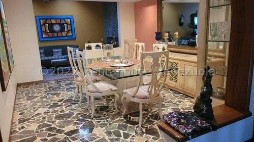 Imagen 3 de 17 de Macaracuay, Casa Ben Construida, Acabados De Primera