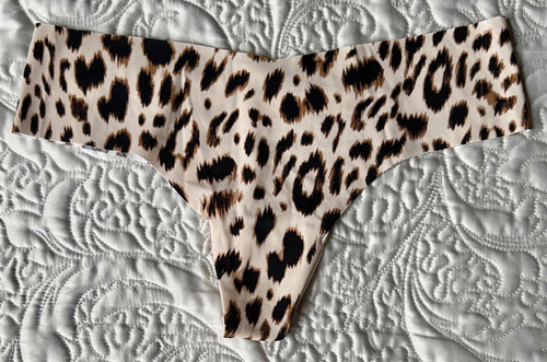 Truza Hilo Victoria Secret Small Animal Print