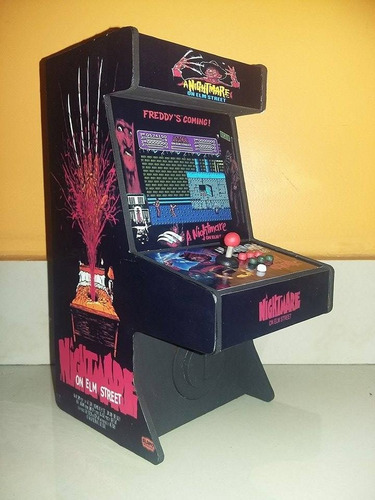 Imagen 1 de 6 de Arcade Freddy Krueger