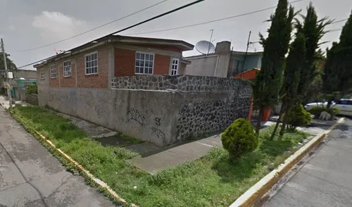 Casa En Esquina Con Excelente Ubicación En Pedregal De San Nicolás 1ra Secc, Tlalpan. Arf