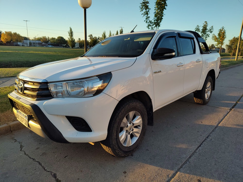 Toyota Hilux 2.4 Cd Sr 150cv 4x2