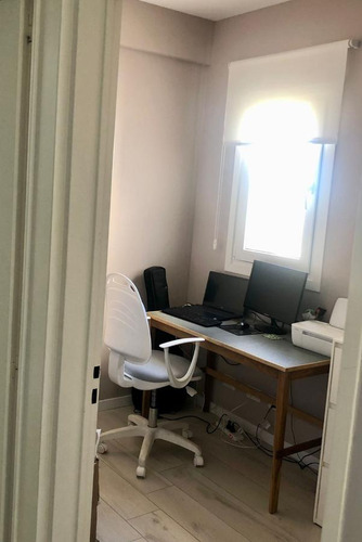 Casa En Venta - 5 Dormitorios 3 Baños - 200mts2 - El Canton