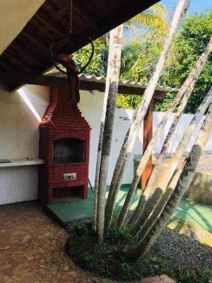 Imagem 8 de 14 de Chácara Com Piscina E 3 Dormitórios Em Itanhaém/sp 7008-pc