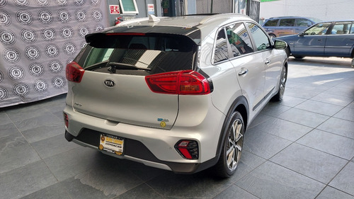 Imagen 4 de 15 de Kia Niro Ex Hibrida 2020