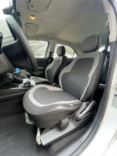 Chevrolet Onix Hatch 1.0 4P FLEX LS