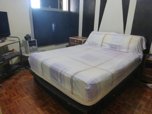 Imagen 10 de 13 de Apartamento En Venta El Paraiso Av Paez (ed. Lu)
