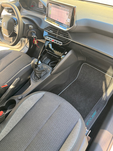 Peugeot 208 1.6 Style Mt