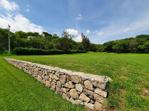 Venta Lote San Diego 54 Mz Xvi Muy Cerca De La Entrada Y De Las Amenidades Del Fracc Rancho San Diego Ixtapan De La Sal Edomex