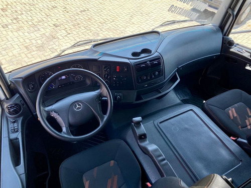 Imagem 14 de 15 de Mercedes-benz Atego 3030 Teto Alto Aut Bi-truck 8x2 2019