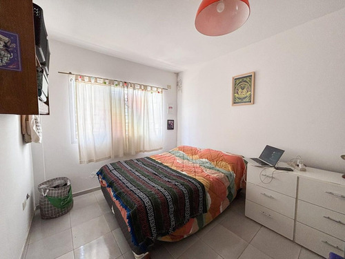 Venta Depto 2 Amb Pb C/patio - Moron Centro