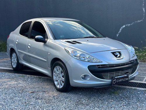 Peugeot 207 2.0 Sedan Xt Hdi