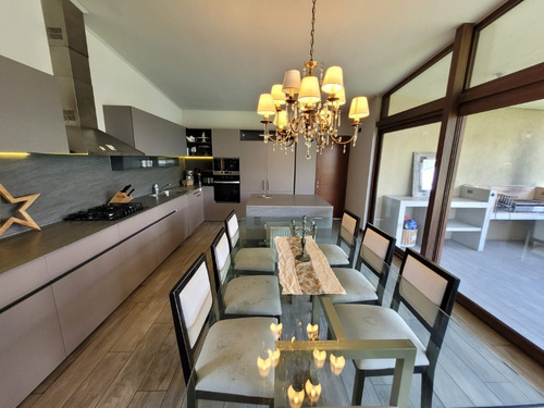Imagen 5 de 22 de Excelente Casa A Pasos Colegio San Anselmo
