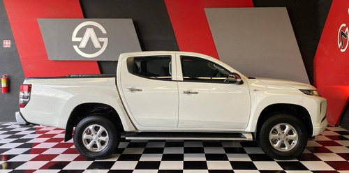 Mitsubishi L200 2.5 Di-D Cabina Doble 4X4 At
