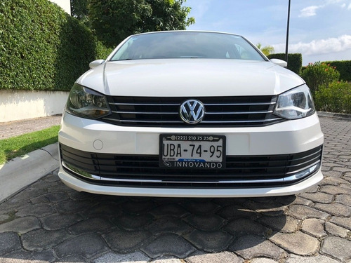Imagen 2 de 15 de Volkswagen Vento 2018 Confortline Impecable