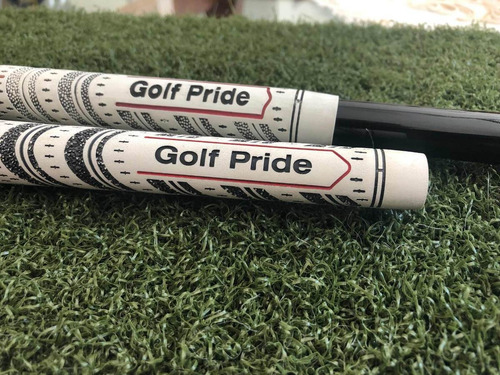 Imagen 1 de 7 de Golf Pride Grip Mcc Align