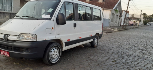 Peugeot Boxer Minibus 2014 2.3 Hdi 330m Médio 15l 5p