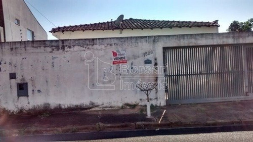 Imagem 1 de 3 de Venda De Casas / Padrão Na Cidade De Araraquara 8496