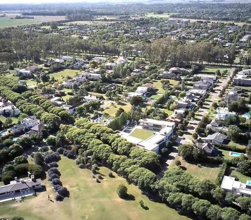 Imagen 7 de 11 de Lote De 2400m2 En Kentucky Club De Campo, Funes.